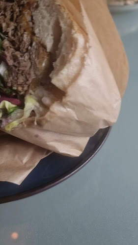 Opinii despre Umami Sandwich Valby în Valby - Gastronomi og hotelvirksomhed