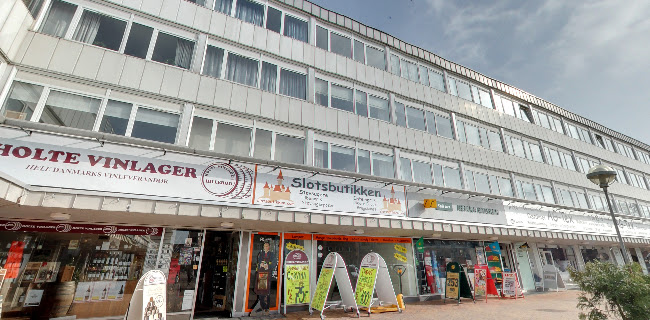 Opinii despre Holte Vinlager în Hillerød - Gastronomi og hotelvirksomhed