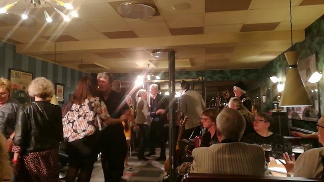 Opinii despre Sallie’s Restaurant & Snack Bar în Albertslund - Gastronomi og hotelvirksomhed