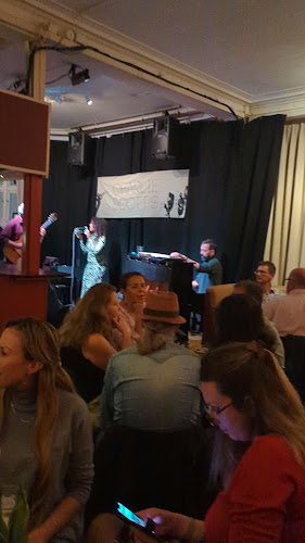 Opinii despre Charlie Scotts în København - Gastronomi og hotelvirksomhed