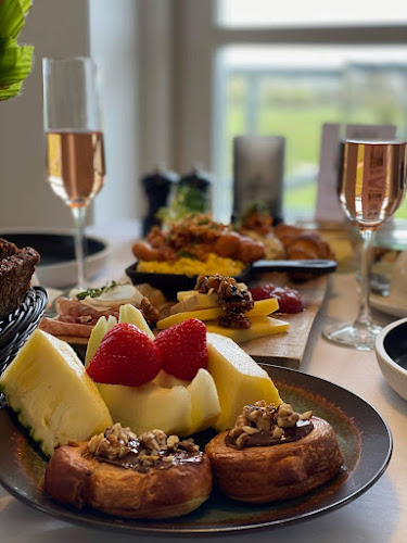 Comentarii opinii despre Cafe Lindholm - restaurant, selskaber, takeaway, catering, møder & konference