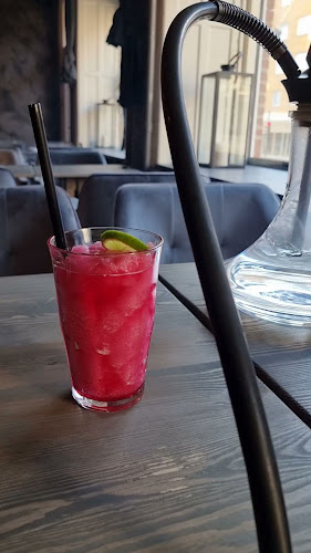 Opinii despre Cafe Huqqa Copenhagen în København - Gastronomi og hotelvirksomhed