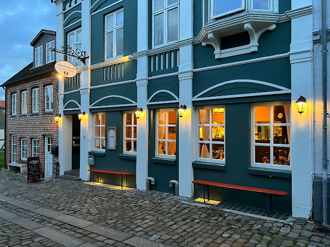 Trattoria Santa Rita - Gastronomi og hotelvirksomhed