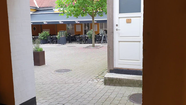 Comentarii opinii despre Rib House