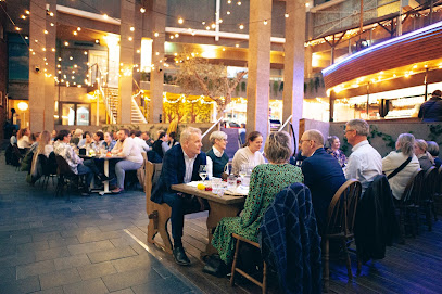 Paladspassagen Social Dining