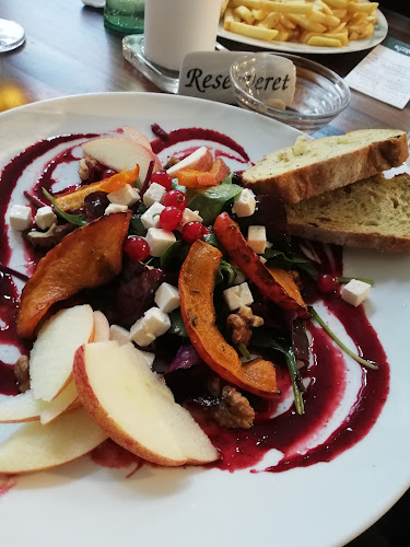 FRK Kejser Cafe & Restaurant