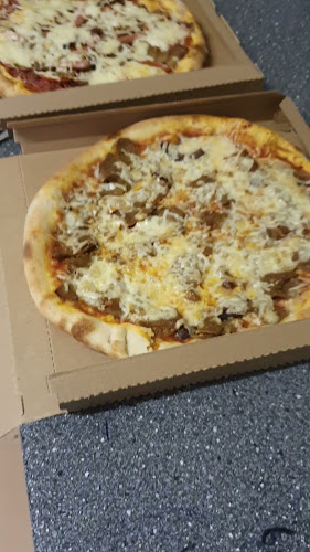 Opinii despre Judi Pizza în Gråsten - Gastronomi og hotelvirksomhed