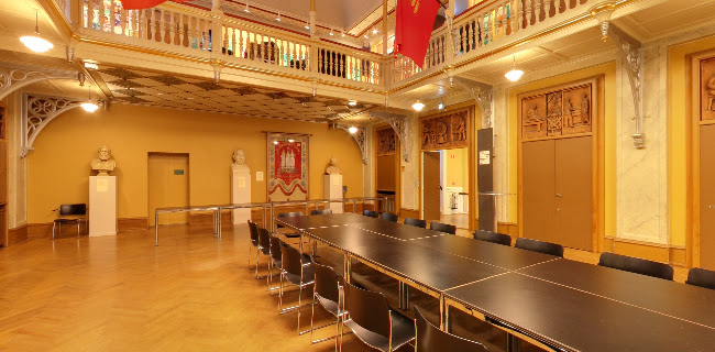 Café & Ølhalle "1892"