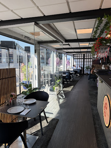 Opinii despre Bollywood Restaurant Aalborg în Aalborg - Gastronomi og hotelvirksomhed