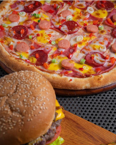 Opinii despre Mona Lisa Pizza în Søborg - Gastronomi og hotelvirksomhed