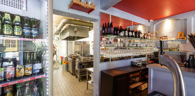 Thai 4 You - Thai Restaurant og Take Away - Gastronomi og hotelvirksomhed