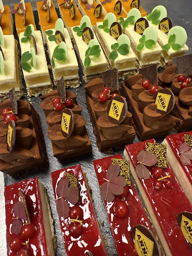 Comentarii opinii despre Mor Anna