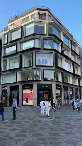 Rossopomodoro - Gastronomi og hotelvirksomhed