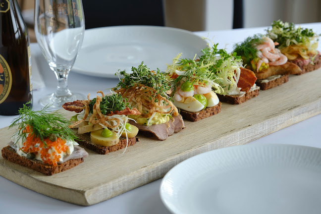 Cafe Lindholm - restaurant, selskaber, takeaway, catering, møder & konference - Nørresundby