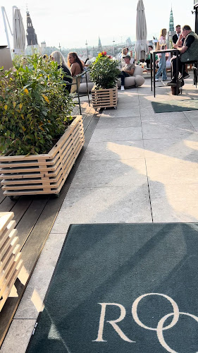 The Rooftop Bar - Gastronomi og hotelvirksomhed