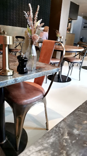 For Enden Af Gaden - Gastronomi og hotelvirksomhed