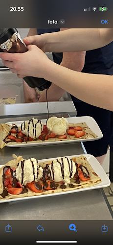 Genner Hoel Pandekagehus og Camping - Gastronomi og hotelvirksomhed