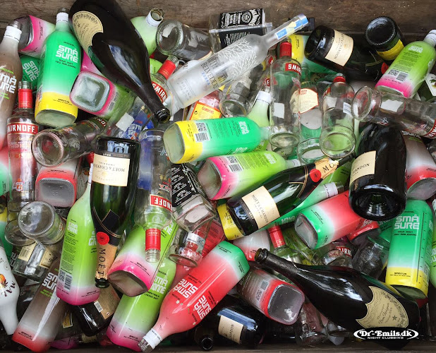 Dr. Emils Laboratorium, Marielyst - Væggerløse