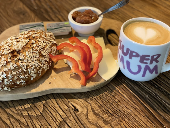 Comentarii opinii despre Cafe Karisma