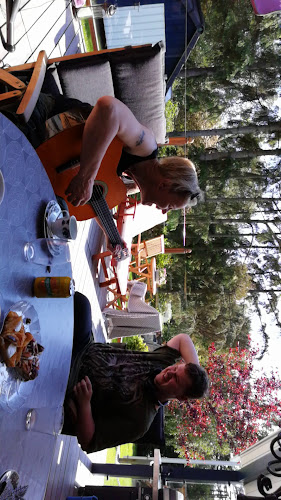 Opinii despre Fynshoved Grill & Minigolf în Martofte - Gastronomi og hotelvirksomhed