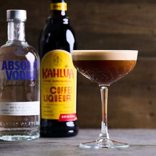 One Bar Group ApS - Gastronomi og hotelvirksomhed