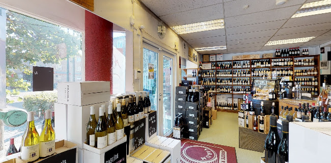 Holte Vinlager - Gastronomi og hotelvirksomhed