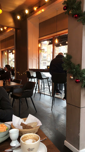 Opinii despre Café Kopenhag în København - Gastronomi og hotelvirksomhed