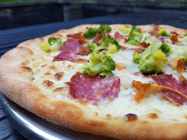 Opinii despre Costa Smeralda Pizzeria Skovshoved în Charlottenlund - Gastronomi og hotelvirksomhed