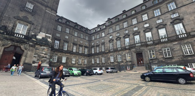 Christiansborg Slotsplads, 1218 Indre By