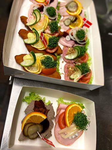 Comentarii opinii despre Café UGLEN