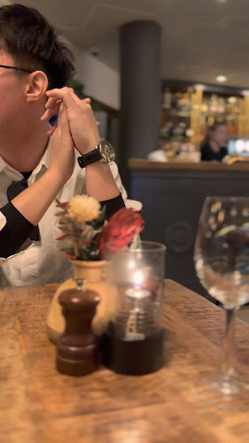 Opinii despre Mojoe Kitchen & Bar în København - Gastronomi og hotelvirksomhed