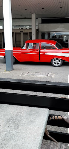 Café Le Perr - Gastronomi og hotelvirksomhed