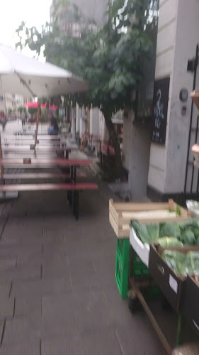 Opinii despre Under Træet în København - Gastronomi og hotelvirksomhed