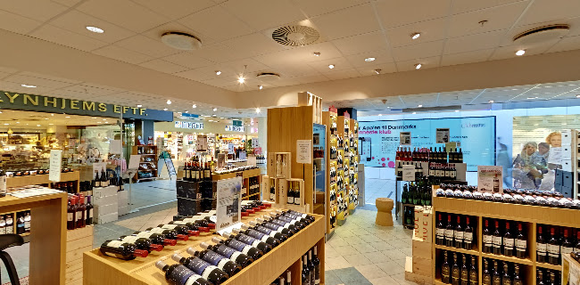 Opinii despre Vinspecialisten Lyngby în Kongens Lyngby - Gastronomi og hotelvirksomhed