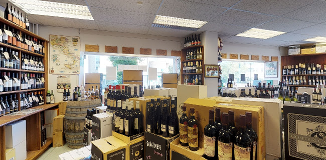 Comentarii opinii despre Holte Vinlager