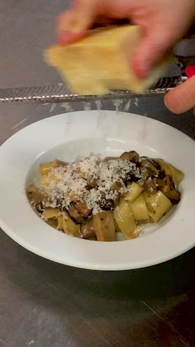 Opinii despre Casamadre în København - Gastronomi og hotelvirksomhed