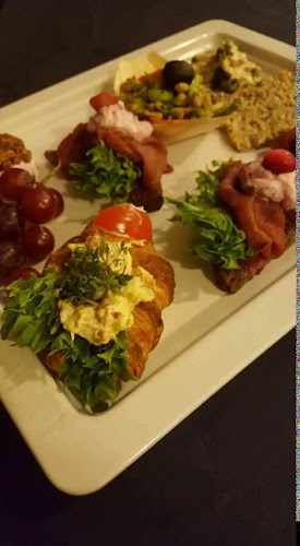 Opinii despre Kirstens Køkken în Jelling - Gastronomi og hotelvirksomhed