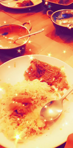 Opinii despre Dehra/Det pakistanske madhus în København - Gastronomi og hotelvirksomhed