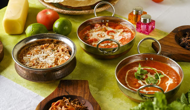 Samosa House - Gastronomi og hotelvirksomhed