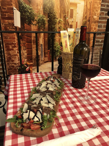 Comentarii opinii despre Trattoria Santa Rita