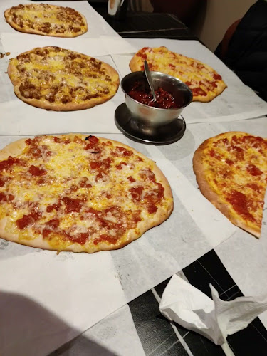 Opinii despre Ali Bageri în København - Gastronomi og hotelvirksomhed