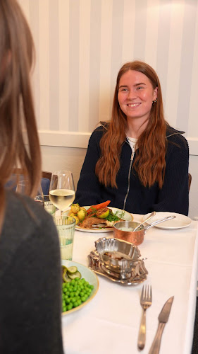 Opinii despre Restaurant Løkken Badehotel în Løkken - Gastronomi og hotelvirksomhed