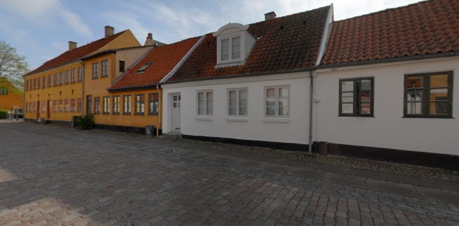 Comentarii opinii despre Café T