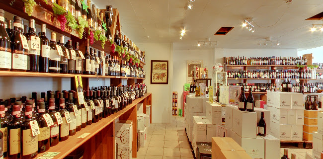 Opinii despre Holte Vinlager în Hillerød - Gastronomi og hotelvirksomhed