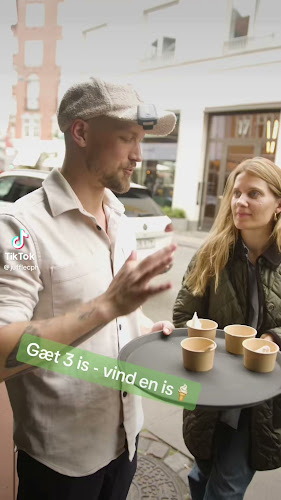 Opinii despre Juffle în København - Gastronomi og hotelvirksomhed