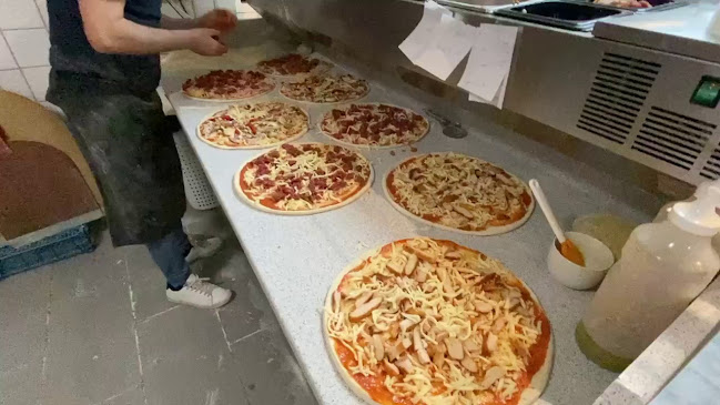 Opinii despre Væggerløse Pizzaria în Væggerløse - Gastronomi og hotelvirksomhed