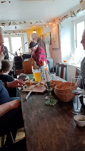 Opinii despre Provianten în Gudhjem - Gastronomi og hotelvirksomhed
