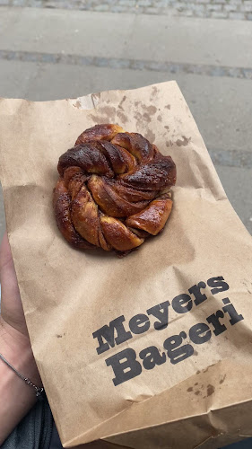 Opinii despre Meyers Bageri în København - Gastronomi og hotelvirksomhed