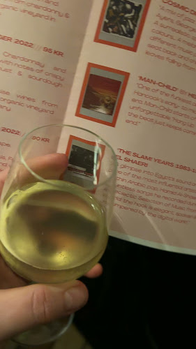 Opinii despre Vinhanen în København - Gastronomi og hotelvirksomhed