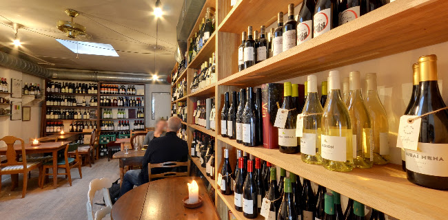 Opinii despre Løve’s Bog- og Vincafé în Aarhus - Gastronomi og hotelvirksomhed